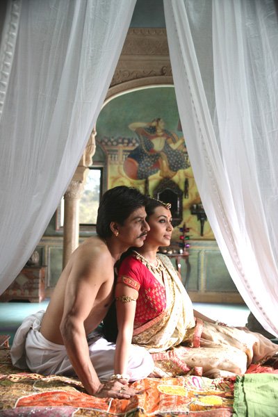 http://www.planetbollywood.com/Pictures/Posters/Paheli/paheli10P.jpg